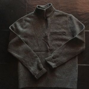 Never worn Abercrombie 1892 Collection sweater
